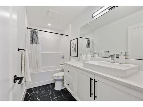 188 Crimson Ridge Place Nw, Calgary, AB - Indoor Photo Showing Bathroom