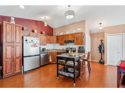 23-12 Woodside Rise Nw, Airdrie, AB - Indoor Photo Showing Kitchen