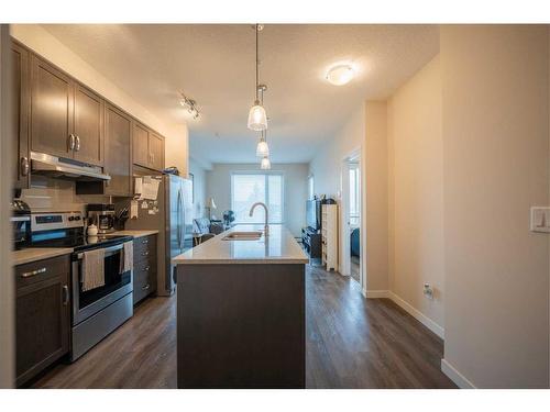 212-30 Shawnee Common Sw, Calgary, AB - Indoor Photo Showing Kitchen