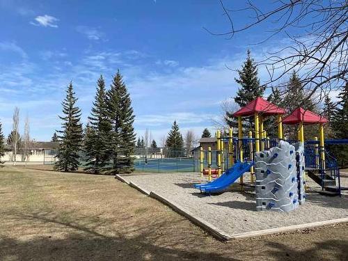 212-30 Shawnee Common Sw, Calgary, AB - Outdoor