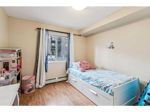 3121-16969 24 Street Sw, Calgary, AB - Indoor Photo Showing Bedroom