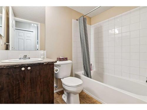 3121-16969 24 Street Sw, Calgary, AB - Indoor Photo Showing Bathroom