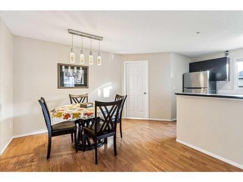 3121-16969 24 Street Sw, Calgary, AB - Indoor Photo Showing Dining Room