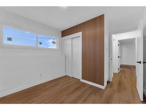 1420 16A Street Ne, Calgary, AB - Indoor Photo Showing Other Room