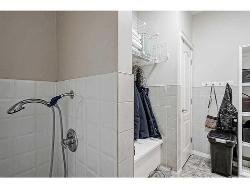 93 Crystal Shores Road, Okotoks, AB - Indoor Photo Showing Bathroom