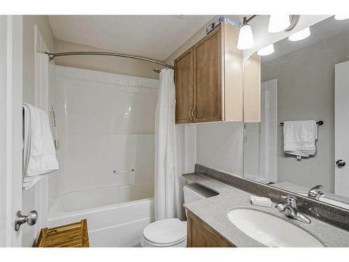 93 Crystal Shores Road, Okotoks, AB - Indoor Photo Showing Bathroom