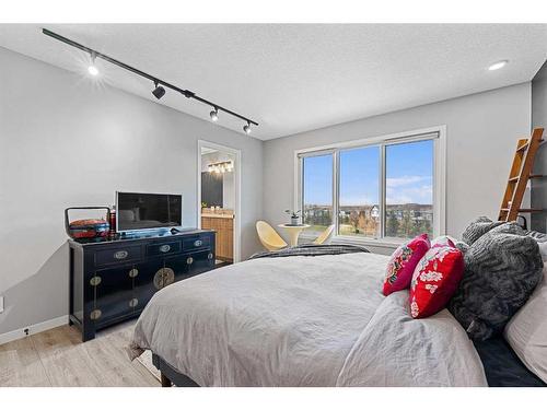 48 Seton Rise Se, Calgary, AB - Indoor Photo Showing Bedroom