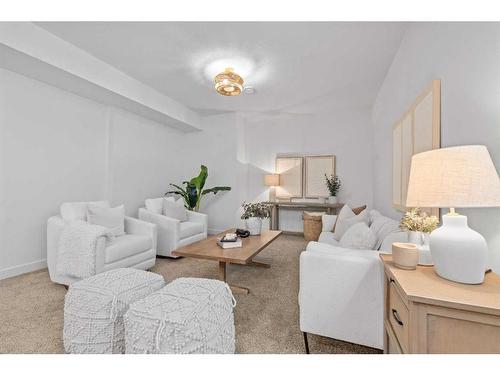 96 Cimarron Springs Circle, Okotoks, AB - Indoor Photo Showing Living Room