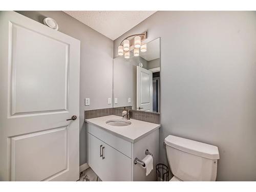 161 Seton Villas Se, Calgary, AB - Indoor Photo Showing Bathroom