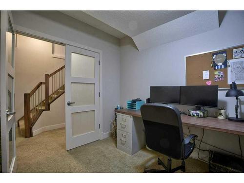 2029 31 Street Sw, Calgary, AB - Indoor Photo Showing Office