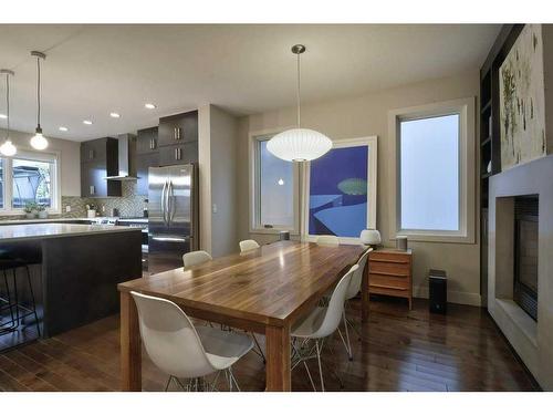 2029 31 Street Sw, Calgary, AB - Indoor Photo Showing Dining Room