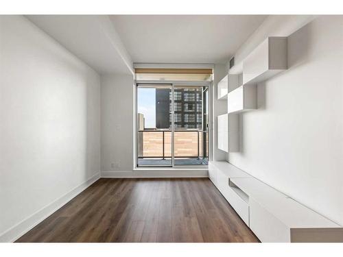 509-550 Riverfront Avenue Se, Calgary, AB - Indoor Photo Showing Other Room