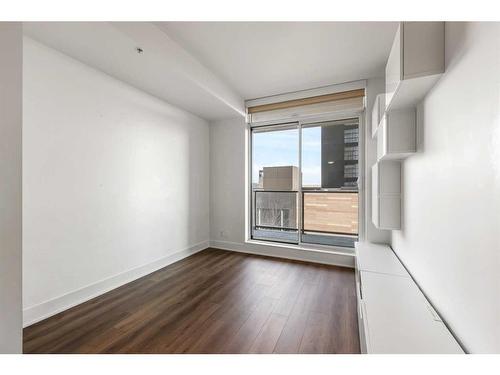 509-550 Riverfront Avenue Se, Calgary, AB - Indoor Photo Showing Other Room