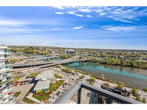 509-550 Riverfront Avenue Se, Calgary, AB - Outdoor With Body Of Water With View