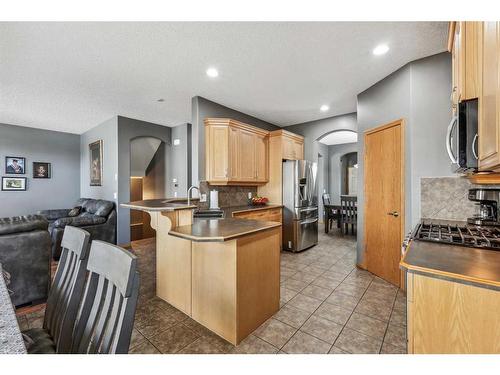 56 Covepark Mews Ne, Calgary, AB - Indoor Photo Showing Kitchen