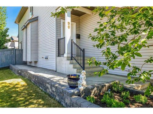 56 Covepark Mews Ne, Calgary, AB - Outdoor