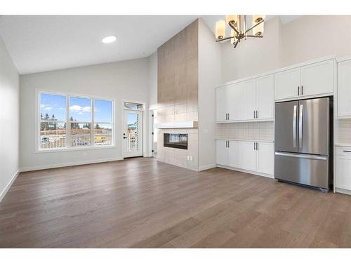 348 Rivercrest View, Cochrane, AB - Indoor Photo Showing Kitchen