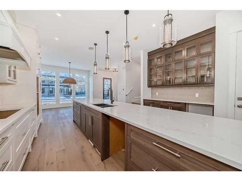 5006 21A Street Sw, Calgary, AB - Indoor Photo Showing Kitchen With Double Sink With Upgraded Kitchen