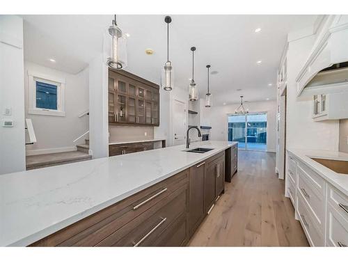 5006 21A Street Sw, Calgary, AB - Indoor Photo Showing Kitchen With Upgraded Kitchen