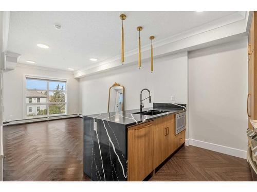 #406-370 Dieppe Drive Sw, Calgary, AB - Indoor Photo Showing Kitchen