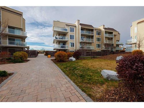 403-3747 42 Street Nw, Calgary, AB - Outdoor With Balcony