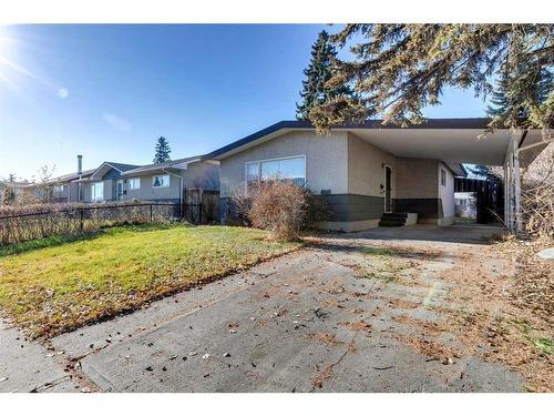 575 Acadia Drive Se, Calgary, AB - Outdoor