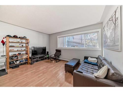 13-316 22 Avenue Sw, Calgary, AB - Indoor