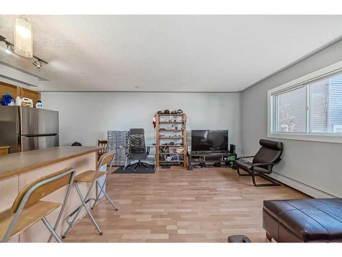 13-316 22 Avenue Sw, Calgary, AB - Indoor