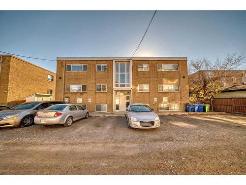 13-316 22 Avenue Sw, Calgary, AB - Outdoor