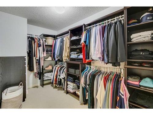 169 Cranarch Common Se, Calgary, AB - Indoor With Storage