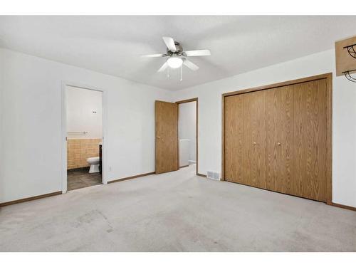 98 Hidden Spring Circle Nw, Calgary, AB - Indoor Photo Showing Other Room