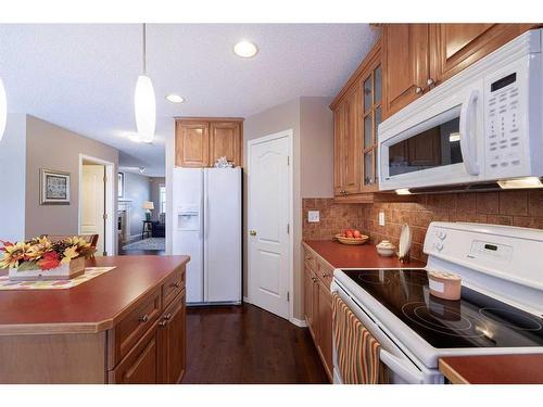 107 Arbour Meadows Close Nw, Calgary, AB - Indoor Photo Showing Kitchen