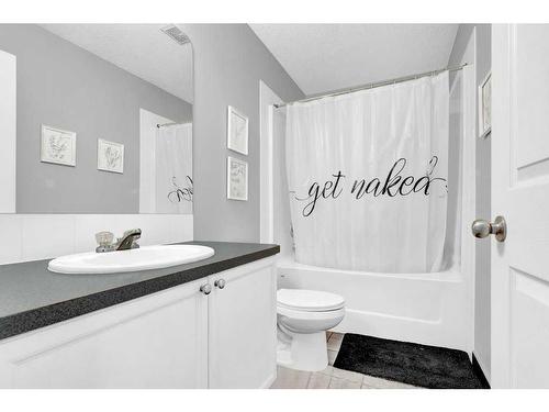 446 Panamount Boulevard Nw, Calgary, AB - Indoor Photo Showing Bathroom