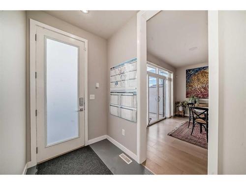 3706 14A Street Sw, Calgary, AB - Indoor Photo Showing Other Room