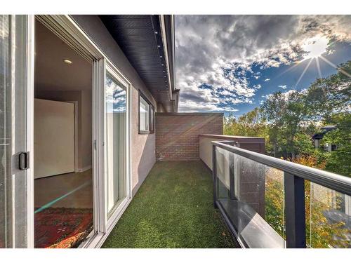 3706 14A Street Sw, Calgary, AB - Outdoor With Balcony With Exterior