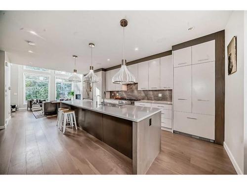 3706 14A Street Sw, Calgary, AB - Indoor Photo Showing Kitchen With Upgraded Kitchen