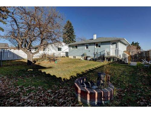 719 Poplar Road Sw, Calgary, AB - Outdoor