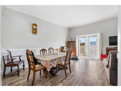 1-455 Huntsville Crescent Nw, Calgary, AB - Indoor Photo Showing Dining Room