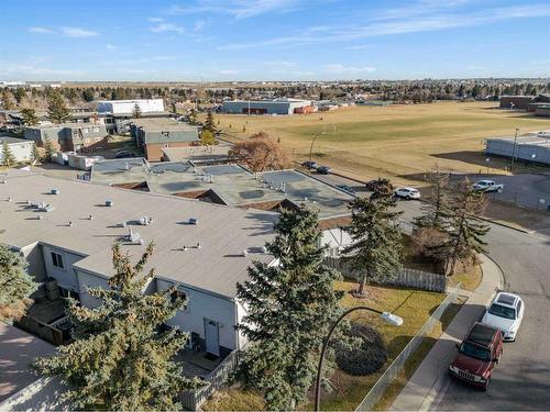 1-455 Huntsville Crescent Nw, Calgary, AB - Outdoor With View