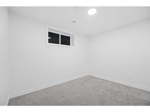 1820 19 Avenue Nw, Calgary, AB - Indoor Photo Showing Other Room