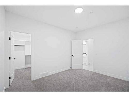 1820 19 Avenue Nw, Calgary, AB - Indoor Photo Showing Other Room