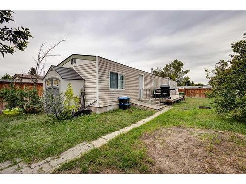 272 Big Hill Circle Se, Airdrie, AB - Outdoor