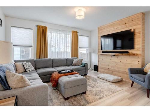 244 Ellen Way, Crossfield, AB - Indoor Photo Showing Living Room