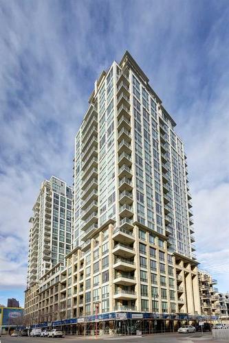 2113-222 Riverfront Avenue Sw, Calgary, AB - Outdoor With Facade