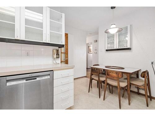 5711 Lawson Place Sw, Calgary, AB - Indoor Photo Showing Dining Room