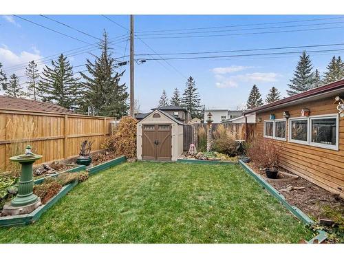 5711 Lawson Place Sw, Calgary, AB - Outdoor With Backyard