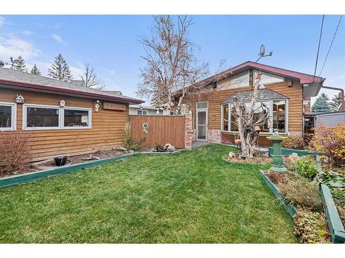 5711 Lawson Place Sw, Calgary, AB - Outdoor