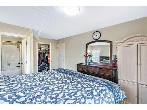 237 Savanna Walk Ne, Calgary, AB - Indoor Photo Showing Bedroom