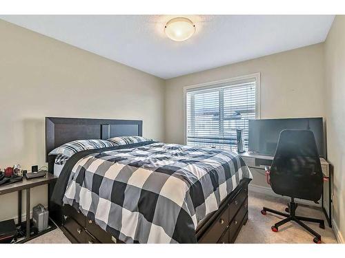 237 Savanna Walk Ne, Calgary, AB - Indoor Photo Showing Bedroom