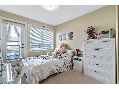 237 Savanna Walk Ne, Calgary, AB - Indoor Photo Showing Bedroom